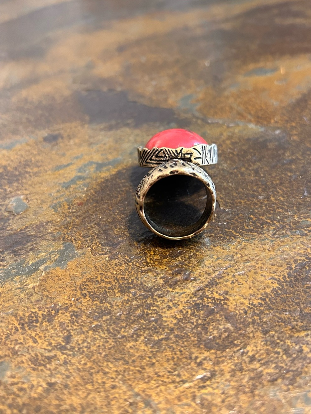 Red Stone Statement Ring - Women's Fashion Jewelry - Picture 8 of 10